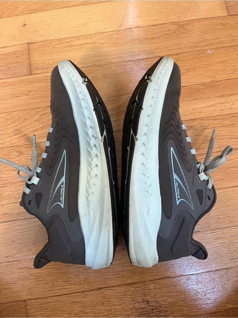 Altra Women's size 7.5 Running Shoes Sneakers - Picture 11 of 15